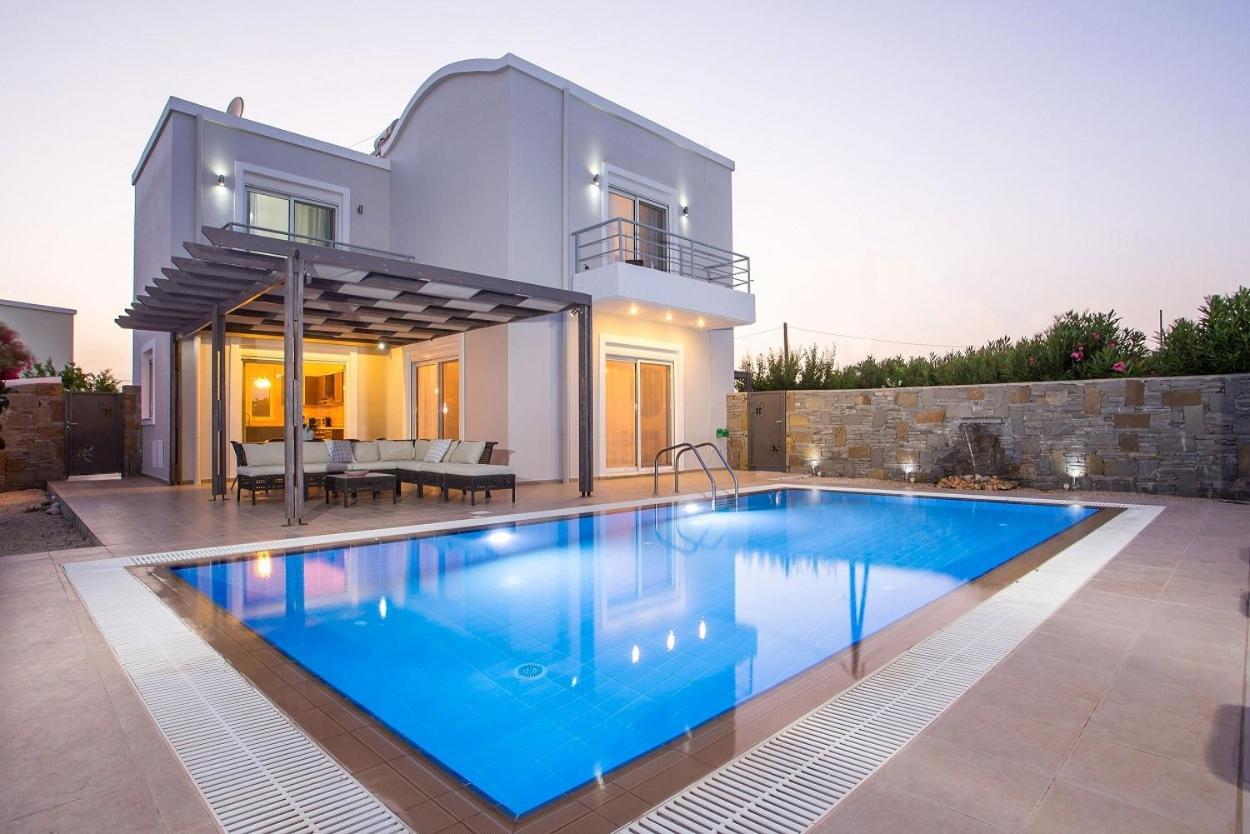 Luxury Petalutha