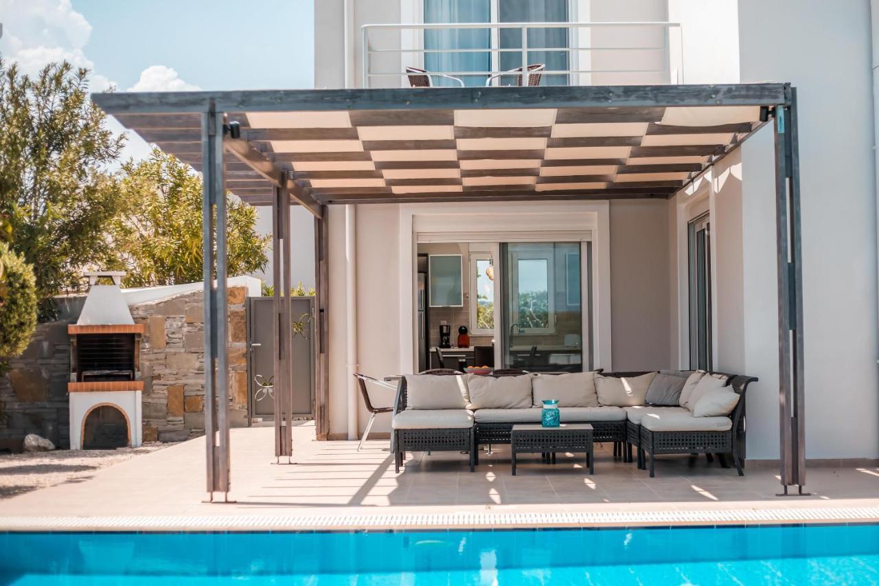 Vilă Luxury Petalutha